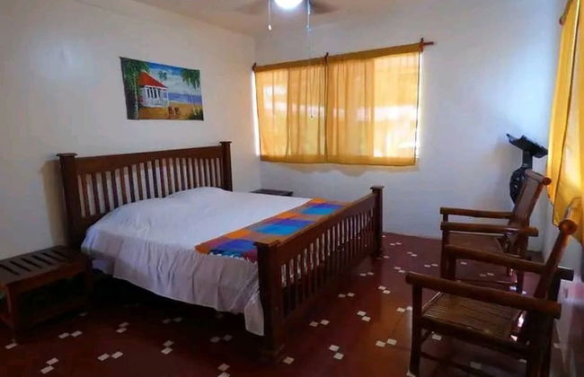 Beachfront House With Pool - Perfect for 12 People - Foto 2
