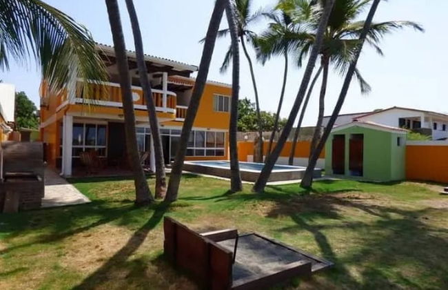 Beachfront House With Pool - Perfect for 12 People - Foto 21