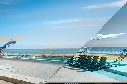 Photo 2 - Blue Horizon in Galveston