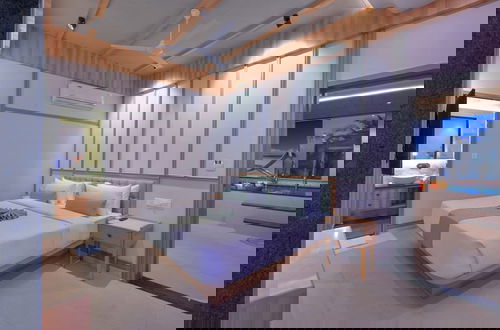 Foto 4 - Vega Suites with Private Indoor Pool