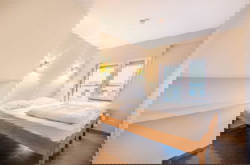 Foto 2 - Lavish Apartment for 4 People With Seaview