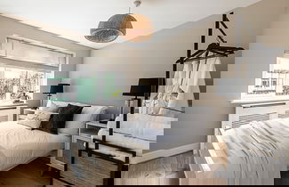 Foto 1 - Luxurious 3 Bed Flat With Patio and Garden