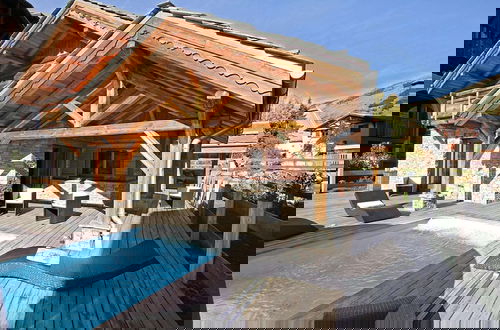 Foto 1 - Chalet in Les Deux Alpes With Heated Pool
