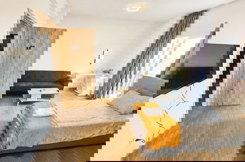 Foto 3 - Downtown Rooms, 200m from Marina Beach