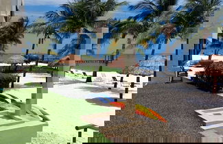 Foto 1 - Oceanfront Condo at Unique Location