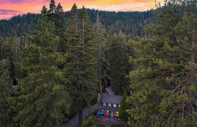 West Shore Lake House by Avantstay Ski Cabin w/ Backyard Sledding Hill! - Foto 56