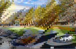 Foto 1 - Lazy River Glamp-house by Avantstay Newly Built, Luxe Indoor-outdoor Living