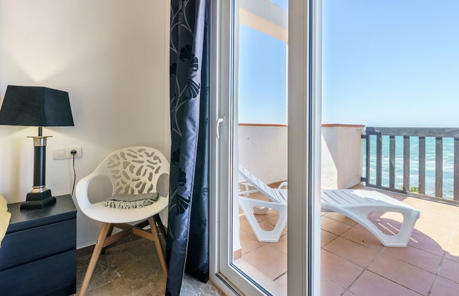 Puerta Del Mar Penthouse Beachfront - Photo 19