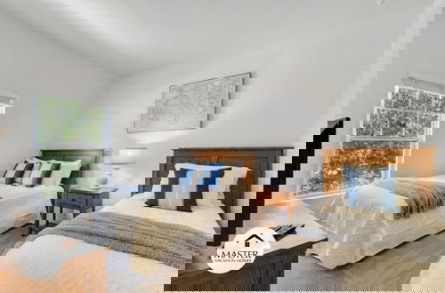 Foto 9 - 4 Bedroom Lucaya Village Townhouse by RedAwning
