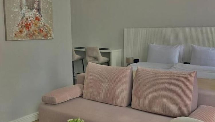 Foto 1 - Move In Apartments