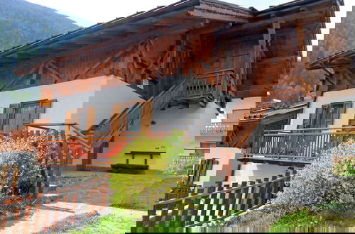 Foto 1 - Apartment in Celledizzo Near Dolomiti di Brenta