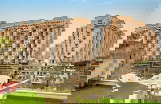 Foto 1 - Comfortable 1 Bhk Serviced Apartment w Hill View