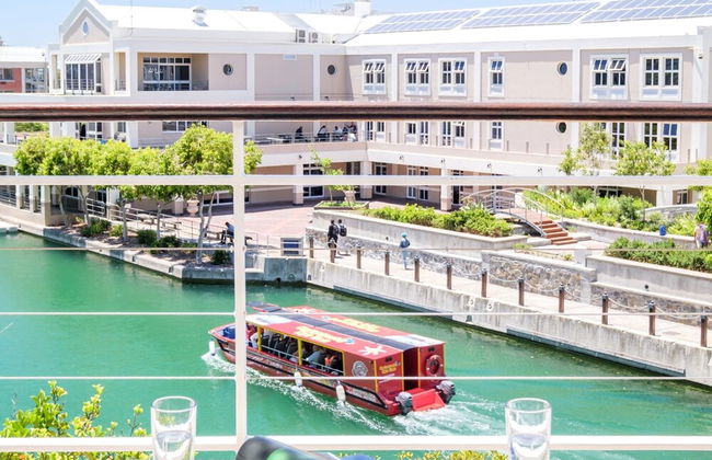 Simplistic Elegance at Altmore 203 - Foto 10