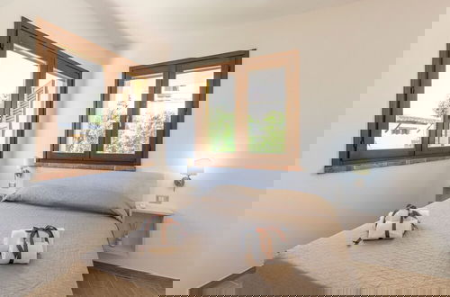 Foto 7 - Apartment With Exclusive Swimming Pool