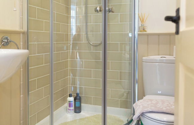 Jasmine Cottage-2BD in Heart of Bourton - Foto 43