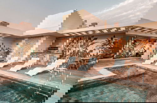 Foto 14 - Houze Stay & Residences by AVA