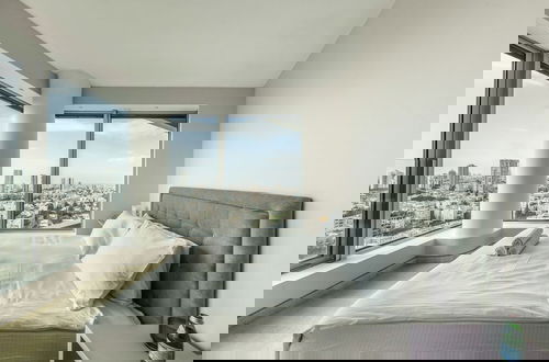 Foto 7 - High end 2 BR w panoramic City view