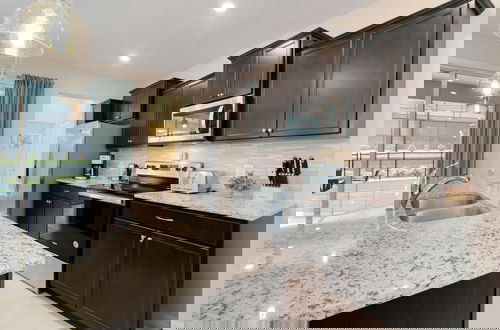 Photo 7 - Perfect 5 Bed Villa Just for you and Your Family