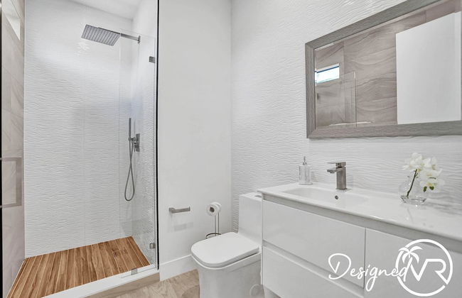 Chic 3BR w/ Pool Near Las Olas Blvd & Beach - Foto 24