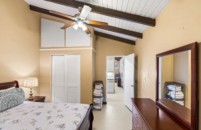 One Blue Caribbean View 1 Bedroom Condo by RedAwning - Photo 3