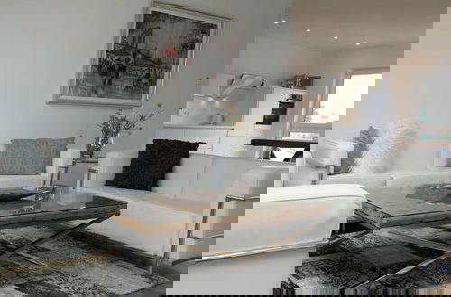Foto 8 - 