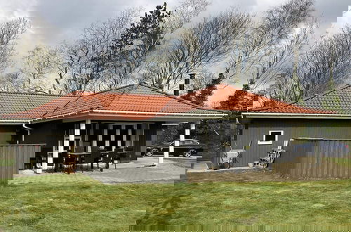 Foto 1 - 8 Person Holiday Home in Oksbol