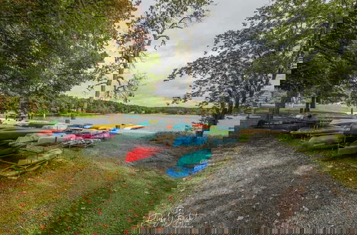 Foto 39 - Arrowhead Lake Retreat by Avantstay Shared Pool, Game Room, Firepit