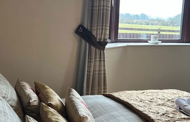 Wonderful 4 Bedroom Cottage Sleeps 8 - Foto 10