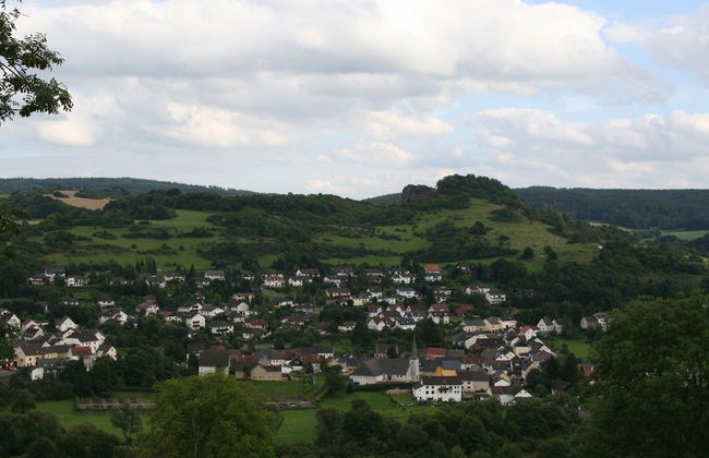 Bungalow in Eifel Near Mountain Trails - Foto 19
