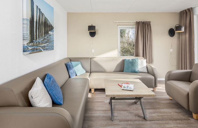 Spacious Holiday Home in Renesse near North Sea - Foto 6
