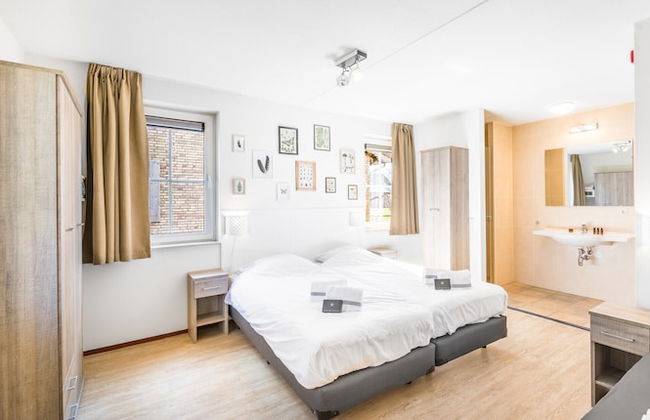 Luxurious Villa in Weert for 24 Persons - Foto 7