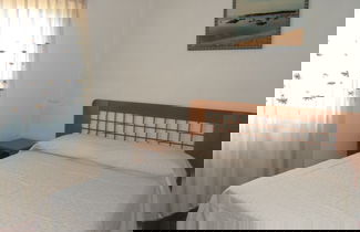 Foto 1 - Stylish one Bedroom Apartment Just a few Steps From the sea