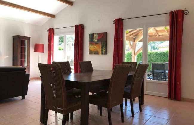 Villa in Les Forges With Golf & Pool Access - Photo 25
