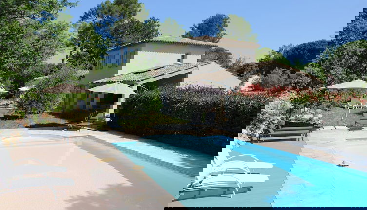 Foto 1 - Magnificent Holiday Home With Pool