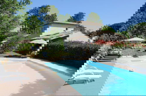 Foto 1 - Magnificent Holiday Home With Pool