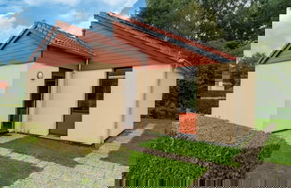 Foto 1 - Holiday Home in South Holland With Shared Pool