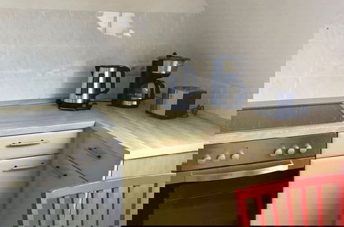 Photo 4 - Snug Apartment in Klutz With Garden