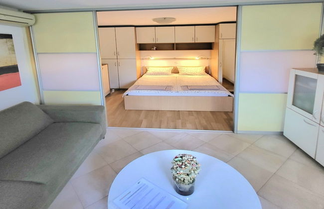 Green Terrace Apartment I - Photo 2