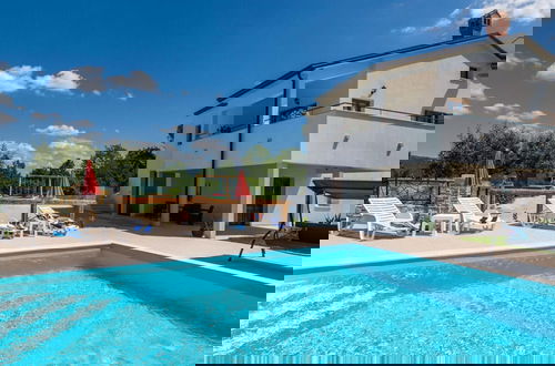 Foto 1 - Villa Montebello