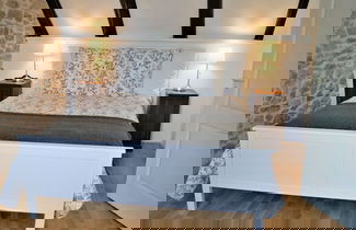 Foto 3 - Holiday Home in Auriac With Private Pool