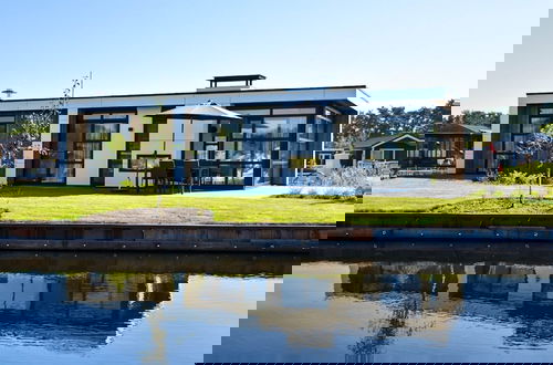 Foto 1 - Modern Holiday Home Near the Loosdrechtse Plassen