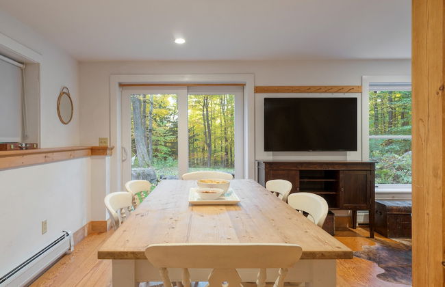 Woodfall by Avantstay Tons of Outdoor Space - Photo 26