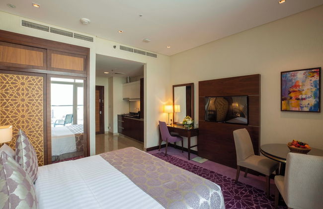 Royal Continental Suites - Foto 17