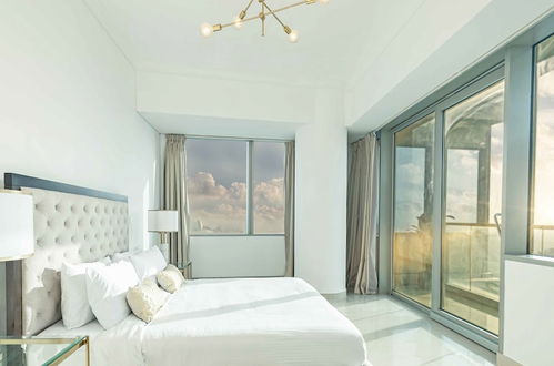 Photo 3 - LUX The Sky View Suite Dubai Marina