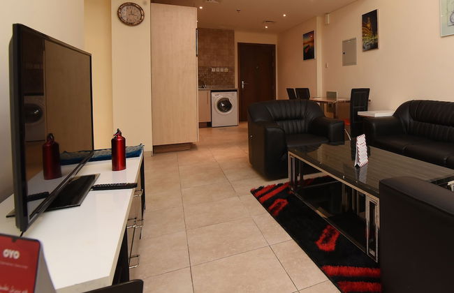 OYO Home 2351BHK Capitol Tower DIC - Foto 15