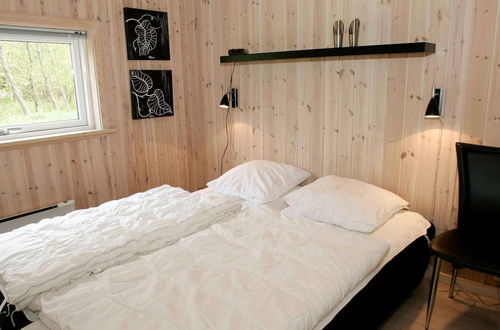 Photo 8 - 10 Person Holiday Home in Aakirkeby