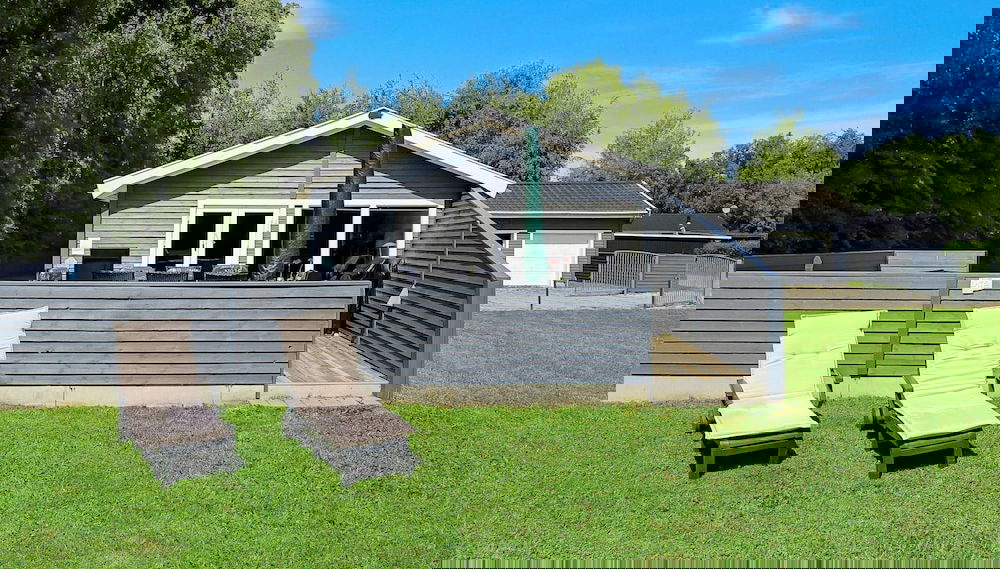 Primary image