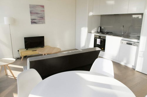 Photo 3 - Brand New 1 Bedroom Apartment in South Melbourne