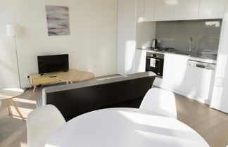 Photo 3 - Modern Light-filled Luxury 1bedroom Apartment in South Melbourne