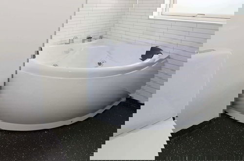 Foto 10 - Spacious Retreat With Whirlpool - By Traum Ferienwohnungen